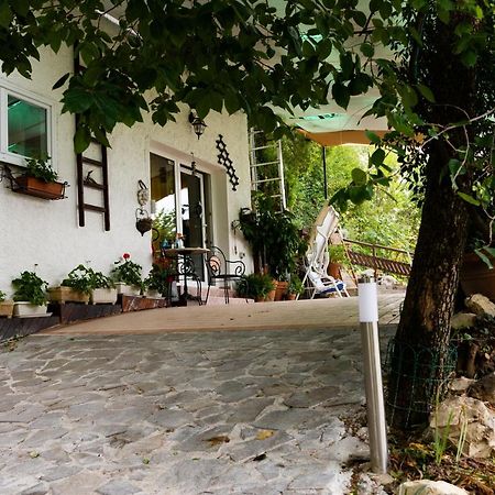 Su Da Noi Bed & Breakfast San Dorligo della Valle Exterior photo
